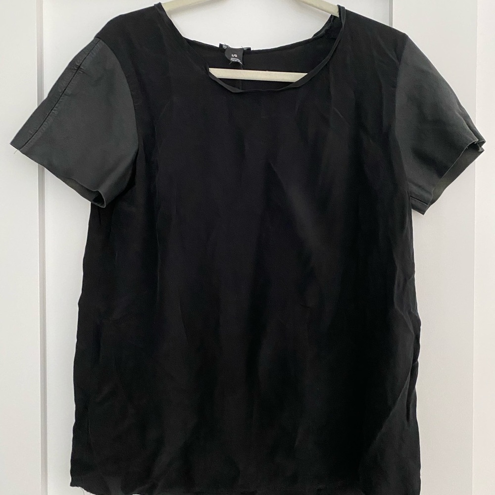 Leather arm t-shirt